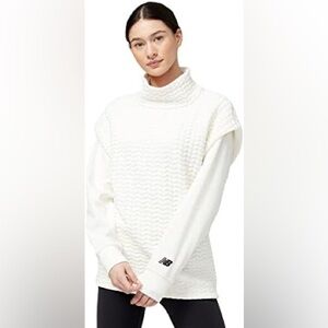 New Balance Women's NB Heat Loft Pullover
